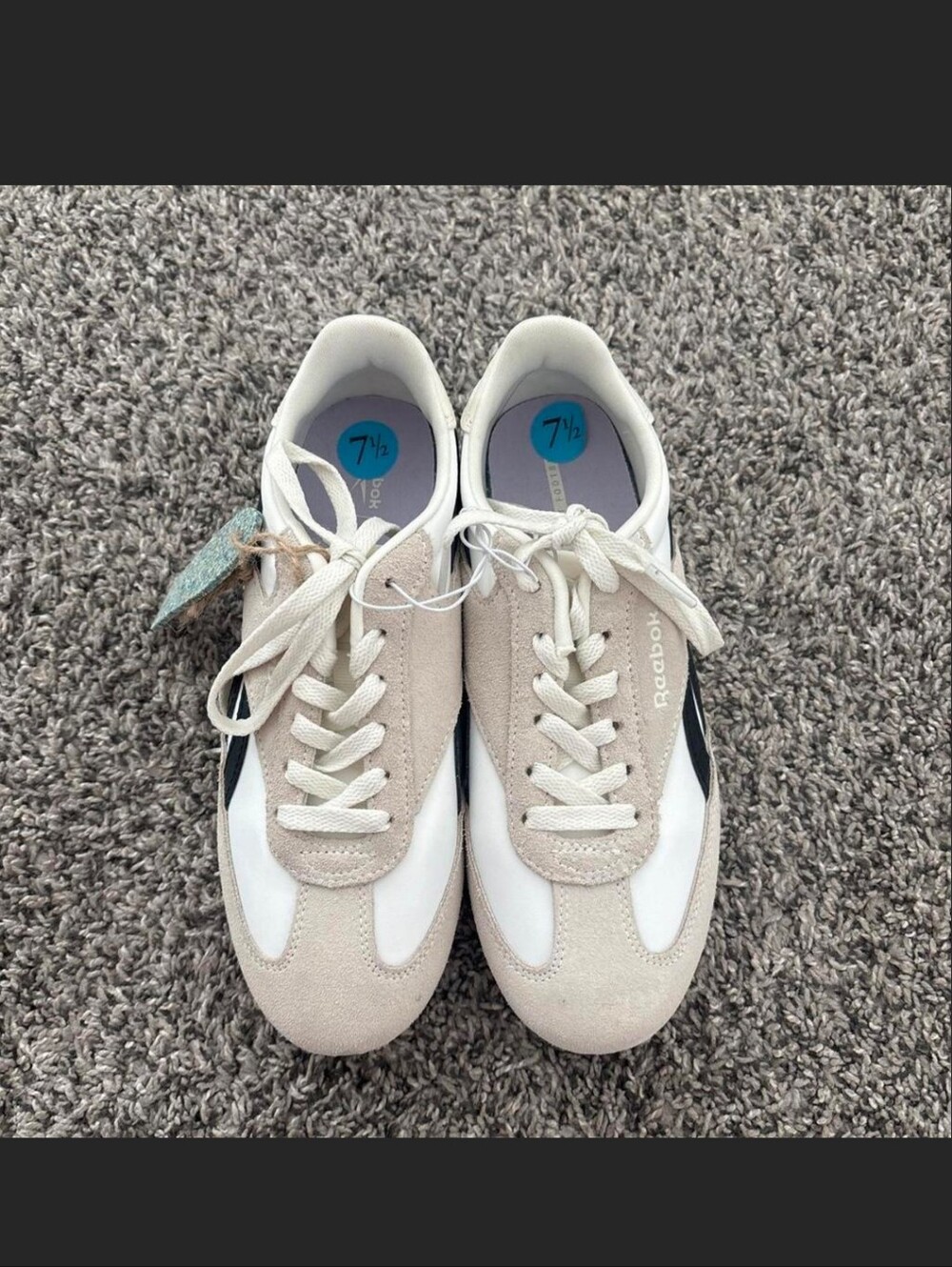 Reebok Trainers in White, Beige and Black Accent